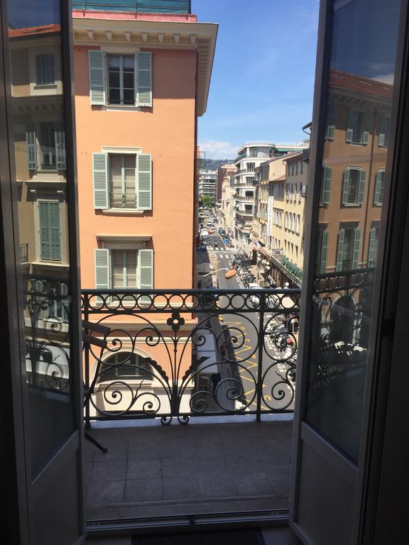 2 Bedrooms Appartement In Central Location On The Famous Place Massena Nice Exteriör bild