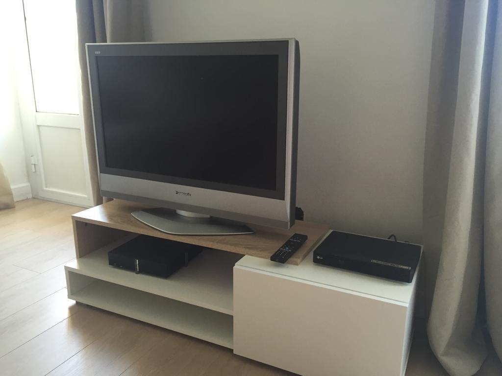 2 Bedrooms Appartement In Central Location On The Famous Place Massena Nice Exteriör bild